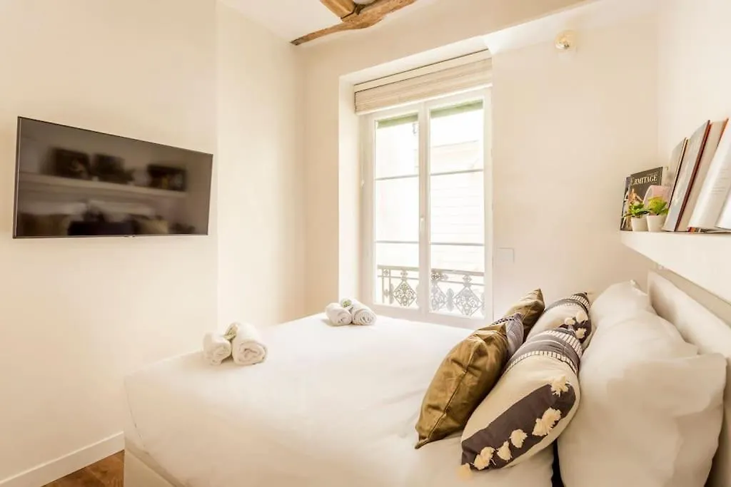 Apartment Sweety Home In Marais Paris